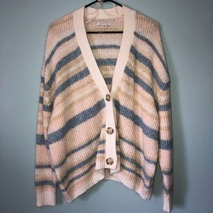 NWOT American Eagle Button Soft Sweater